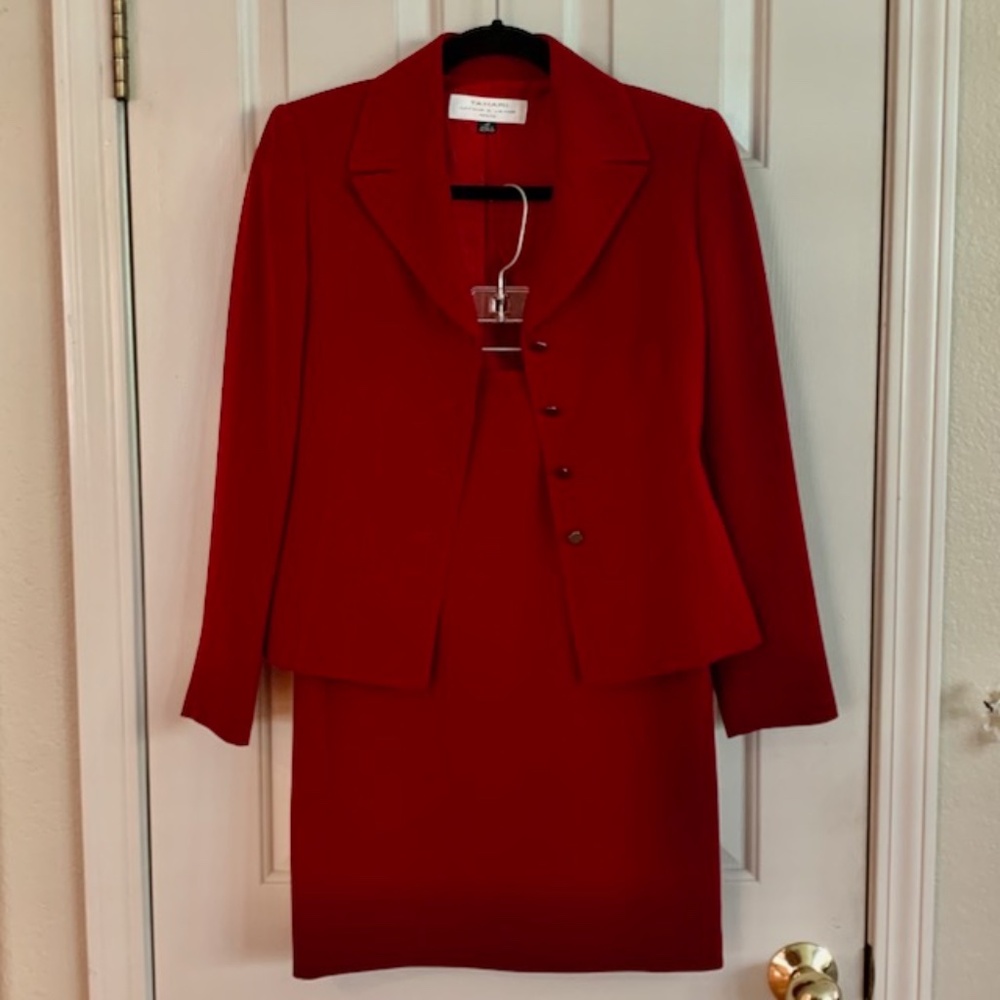 Tahari ASL Suit with Blazer and Skirt Size 2P